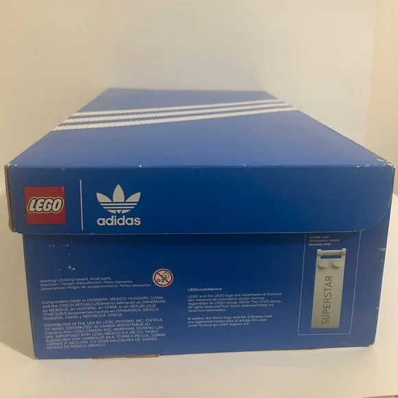 10282 Adidas Sneaker Lego Set-731 pieces- Discontinued - Picture 4 of 6